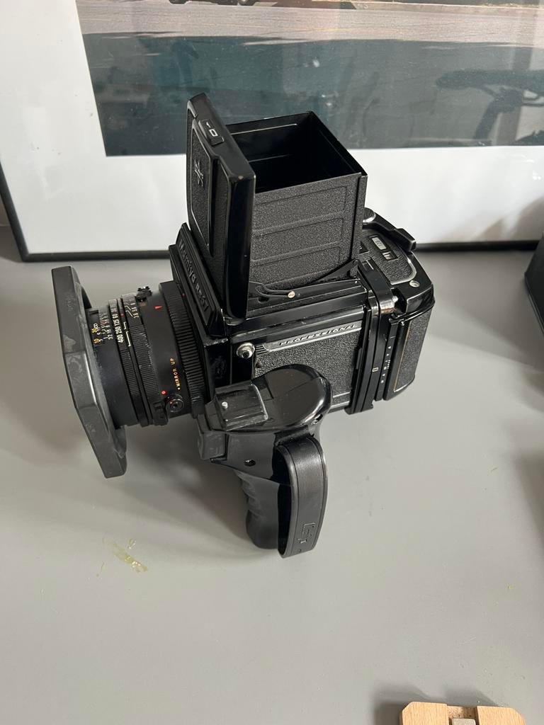 Mamiya RB 67 pro. + 90mm sekor c + grip + polaroid back, Ophalen, Zo goed als nieuw