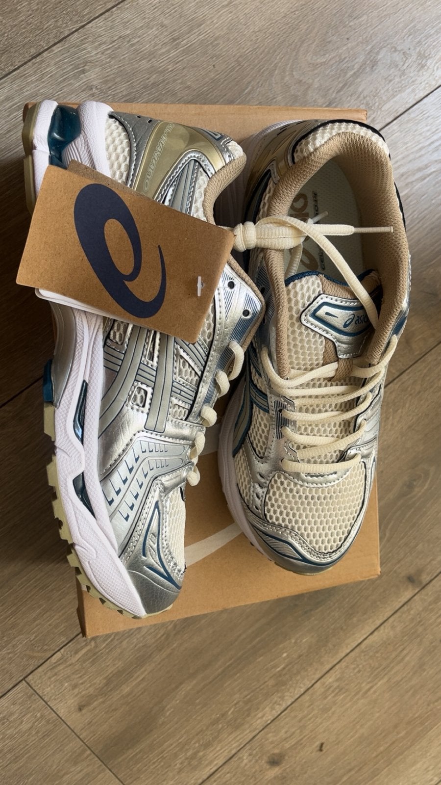 Asics gel, Enlèvement ou Envoi, Comme neuf