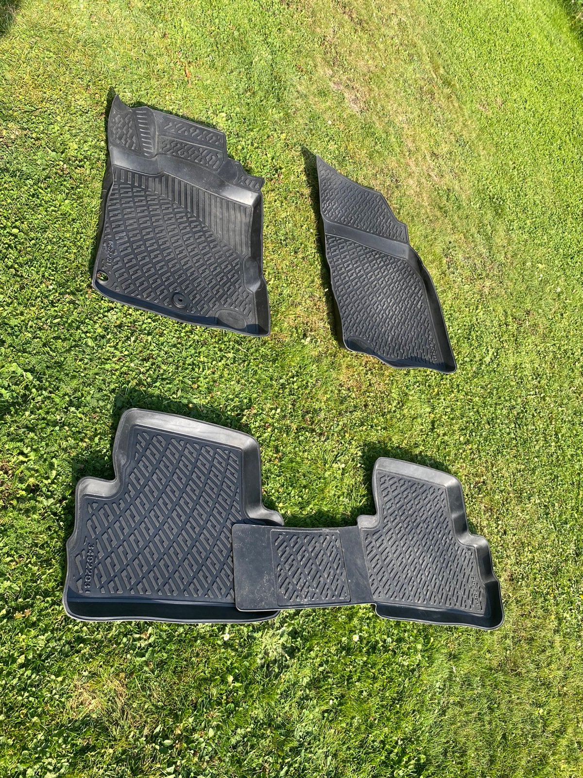 Tapis de sol en catoutchouc pour Nissan  Qashqai, Enlèvement, Utilisé