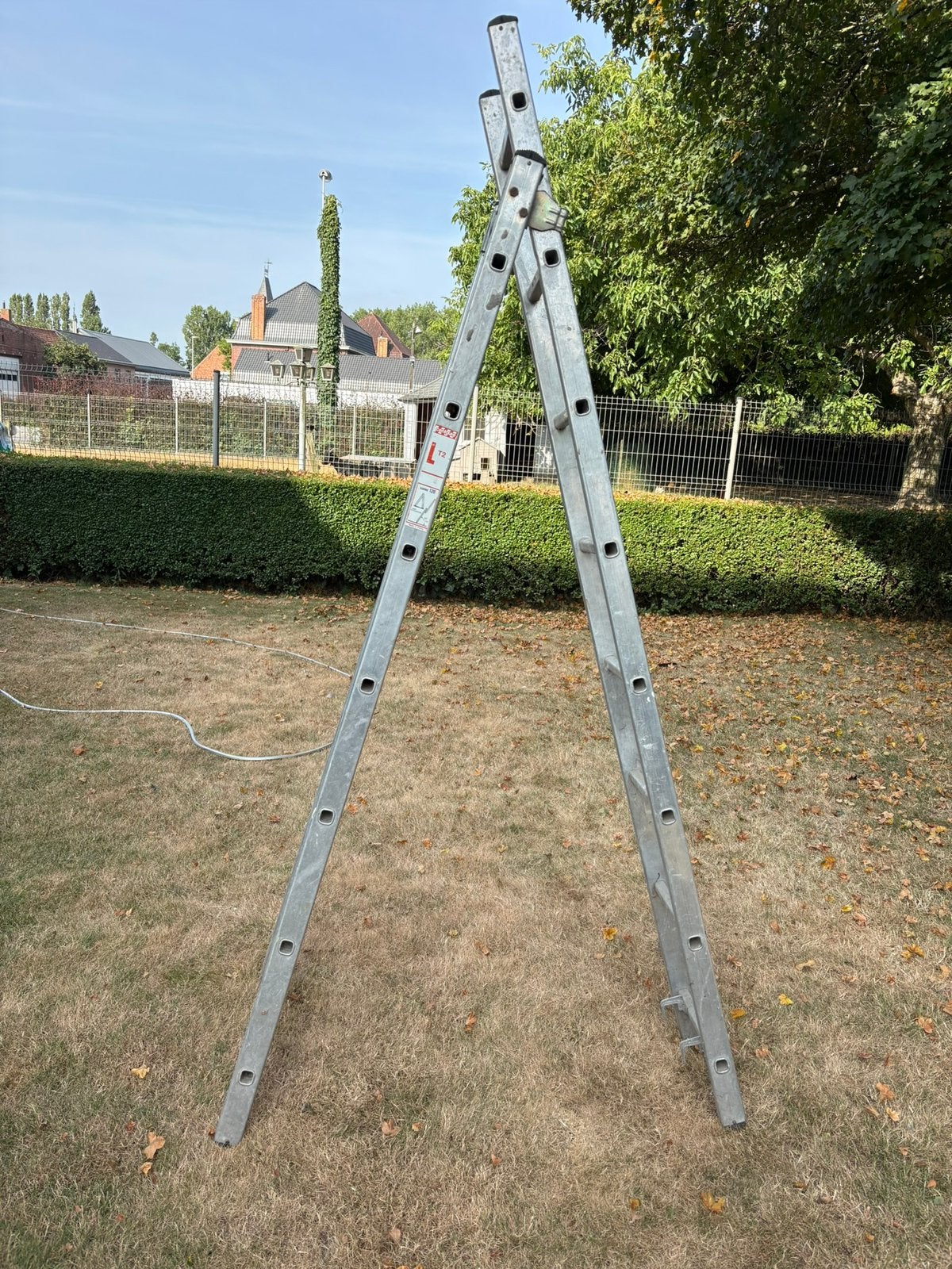 Aluminium ladder, zet open en schuift uit, 2 à 4 mètres, Pliable ou rétractable/escamotable, Échelle, Enlèvement