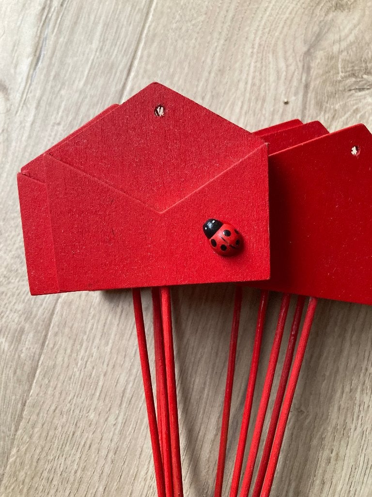 Houten enveloppen prikkers, Hobby en Vrije tijd, Ophalen of Verzenden, Nieuw, Versiering