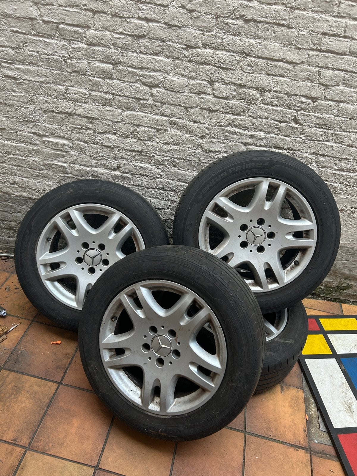Vier banden. Mercedes, Auto-onderdelen, Ophalen, Gebruikt, 16 inch, Band(en)