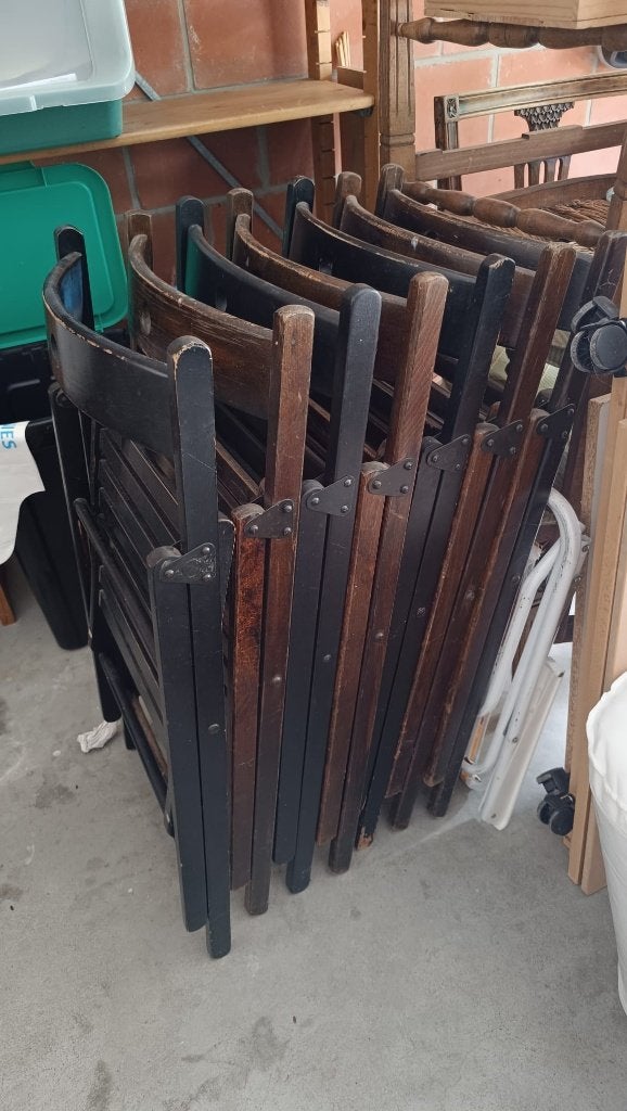 7 chaises en bois, Enlèvement, Bois, Noir, Cinq, Six Chaises ou plus