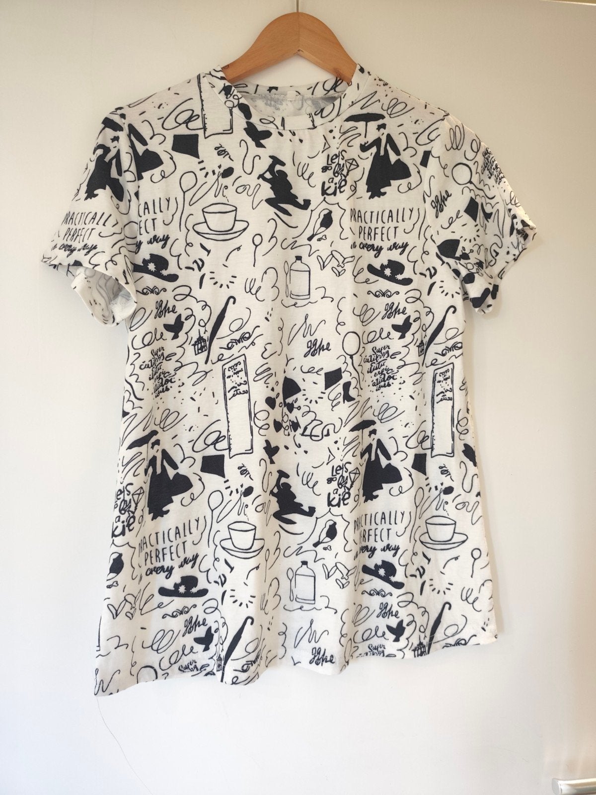Jolie robe courte ou longue tunique motifs Mary Poppins. S, Enlèvement ou Envoi, Comme neuf, Taille 36 (S)
