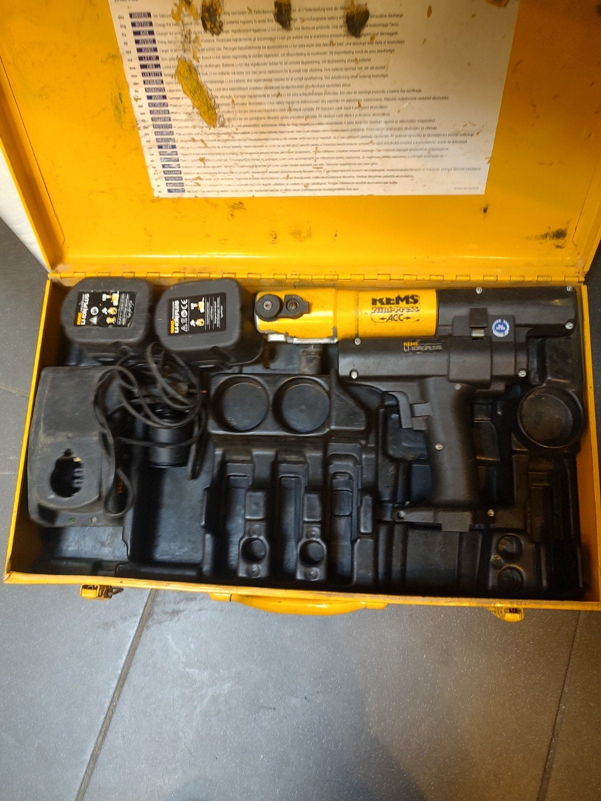 Rems mini press zonder bek + 2 koffers persstukken, Doe-het-zelf en Bouw, Ophalen, Gebruikt, Overige typen