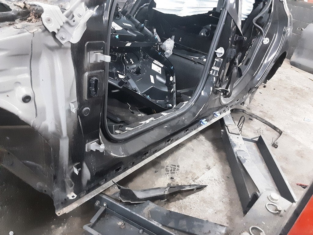 SEUIL DE PORTE GAUCHE BMW 1 serie (F40) (01-2019/-), Mevr. I. Hauben, Utilisé, BMW, Rue de l'Espoir 34 34
4030  GRIVEGNÉE, BE