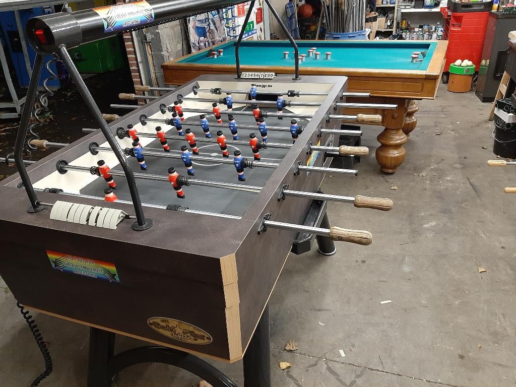 Biljarts en voetbaltafels., Ophalen, Zo goed als nieuw, Biljarttafel