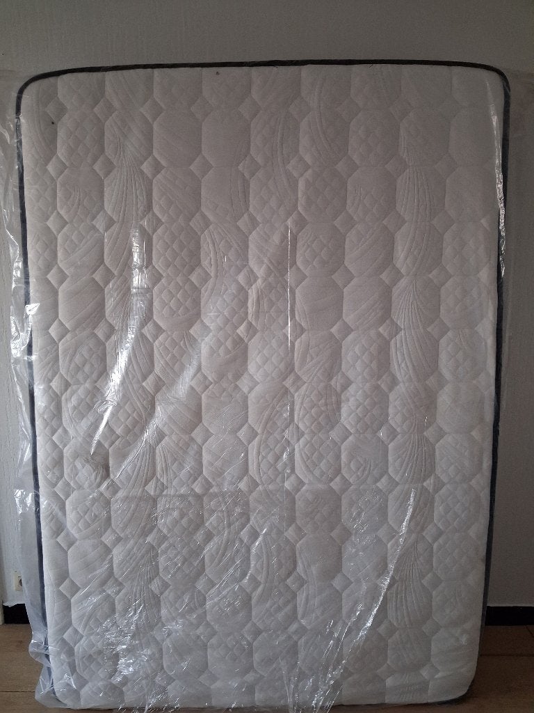 Matelas neuf, Neuf, Matelas, 140 cm, Enlèvement