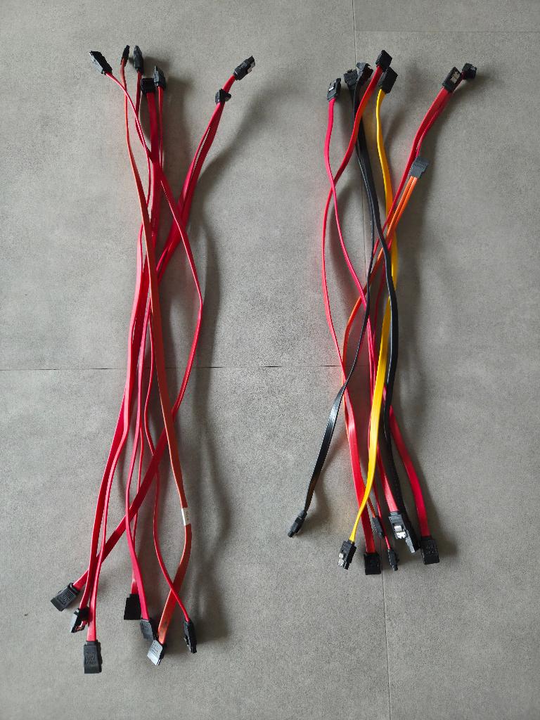 Câble SATA pour ssd ou lecteur cd, Enlèvement ou Envoi, SATA, SSD