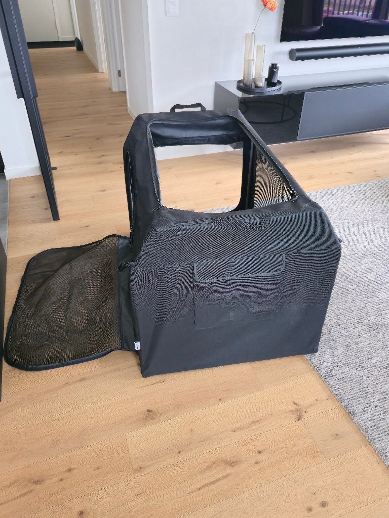 Honden benches met kussen als nieuw, Ophalen, Nieuw