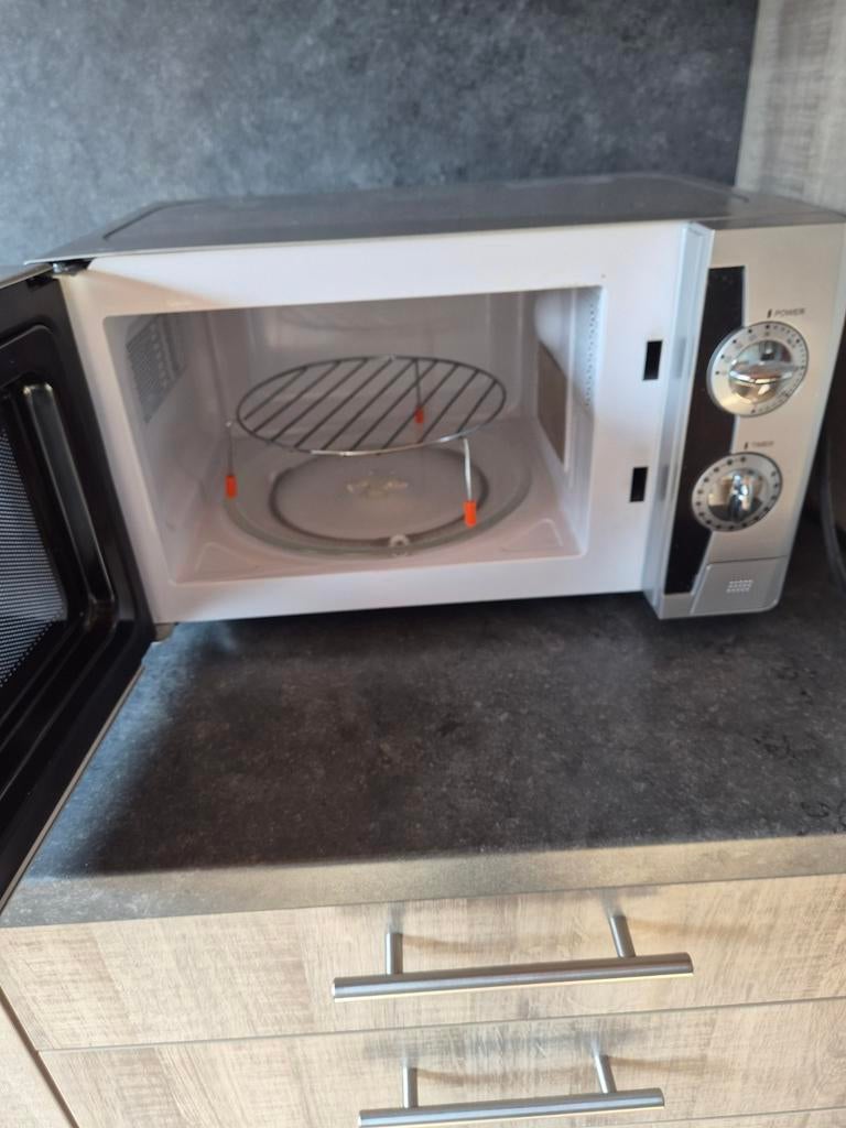 Microgolfoven, Ophalen, Oven