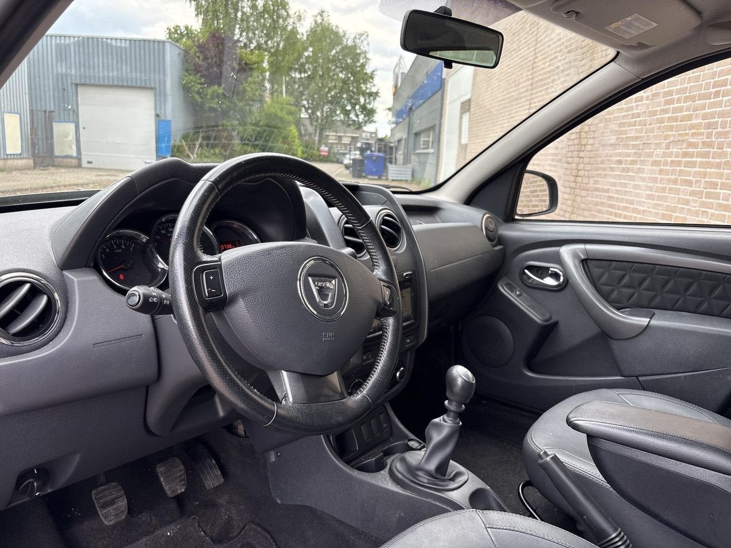 Dacia Duster 1.2 TCe 4x2 Prestige | Cruise | Airco | Navi |, Auto's, Dacia, Duster, Parkeersensor, Bedrijf, Handgeschakeld