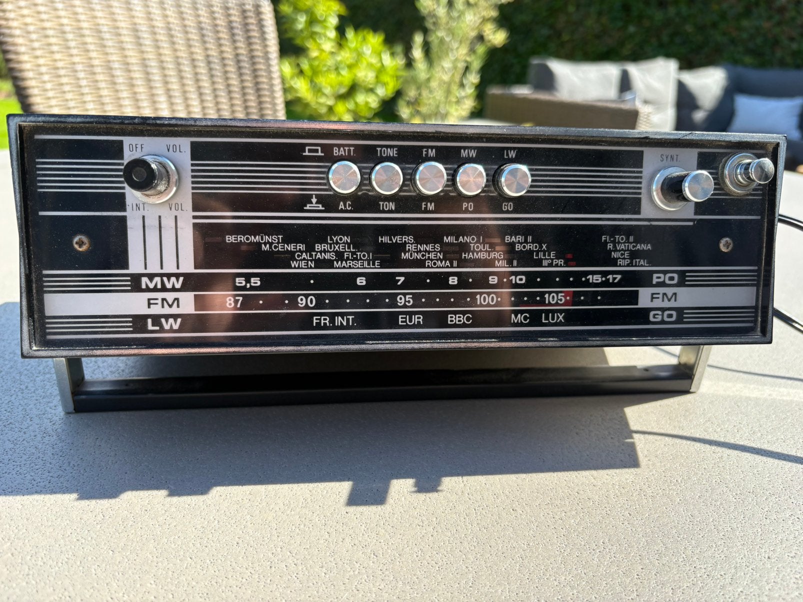 Oude transistor radio ZENItRON Mod. RT16, Ophalen, Gebruikt, Radio