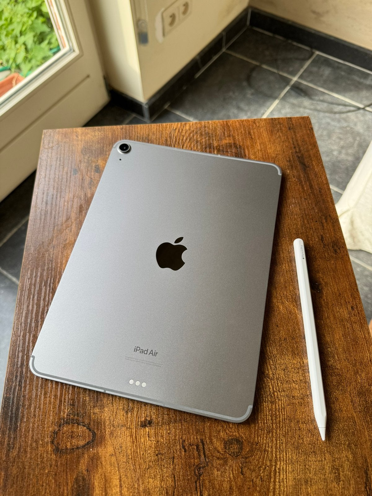 iPad Air m2 (2024) /128GB + 5G/ batterij 100%, Ophalen, Apple iPad, 11 inch, Zo goed als nieuw