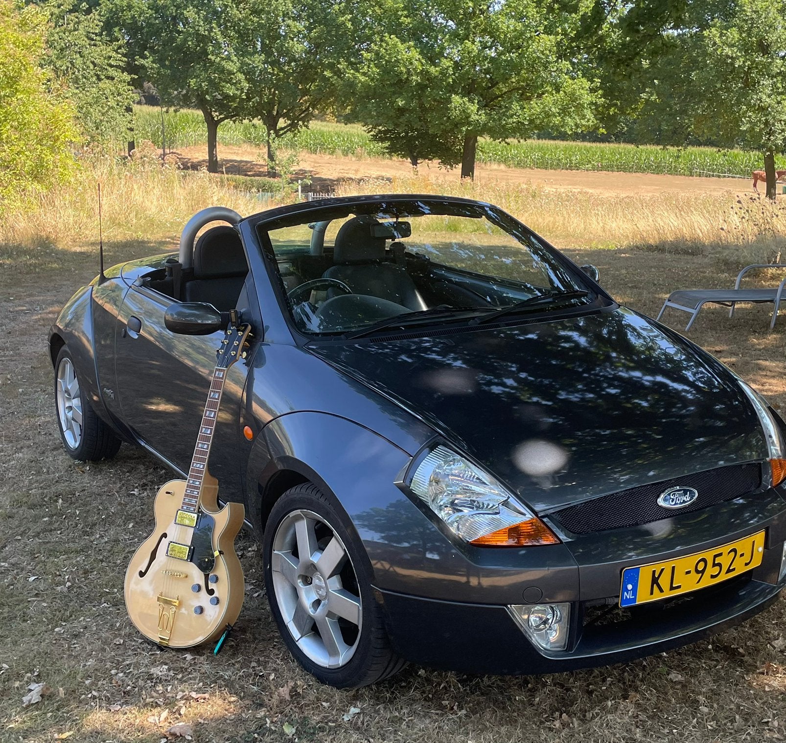 Ford streetka 108.000 km stuur rechts, Auto's, Ford, Voorwielaandrijving, Cabriolet, 1600 cc, Lederen bekleding
