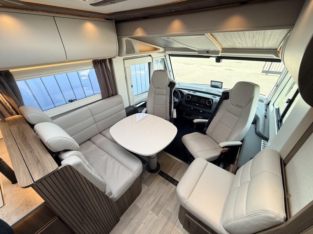 Kabe Travel Master Crown i780 LGB, Mercedes-Benz, Bedrijf, Diesel, Dakluik