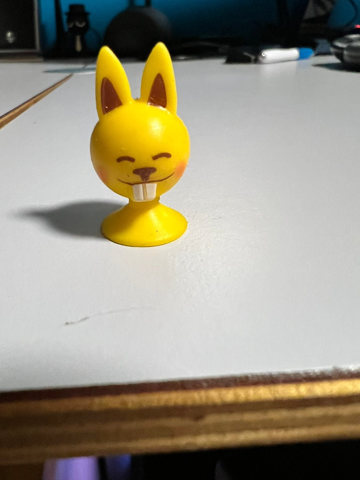 Emoji aldi ruilen, Aldi, Enlèvement