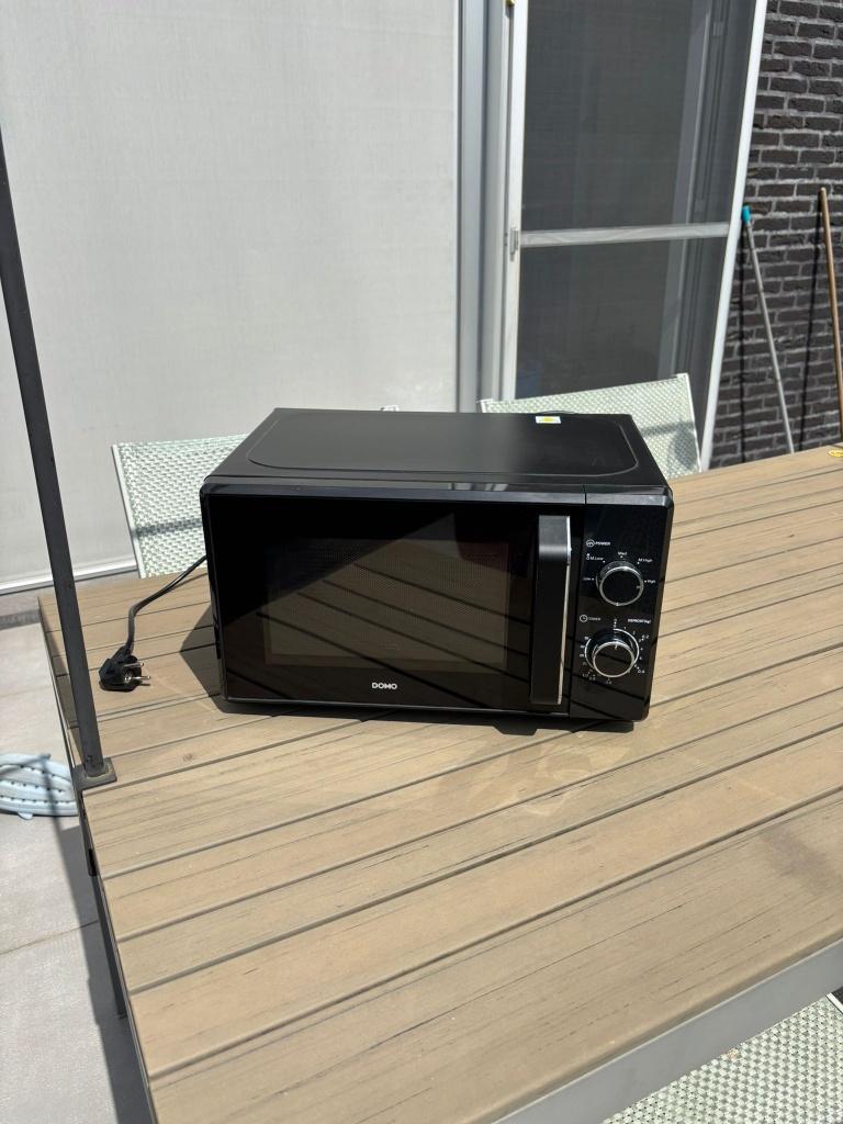 microgolfoven domo, Elektronische apparatuur, Microgolfovens, Ophalen, Zo goed als nieuw, Microgolfoven