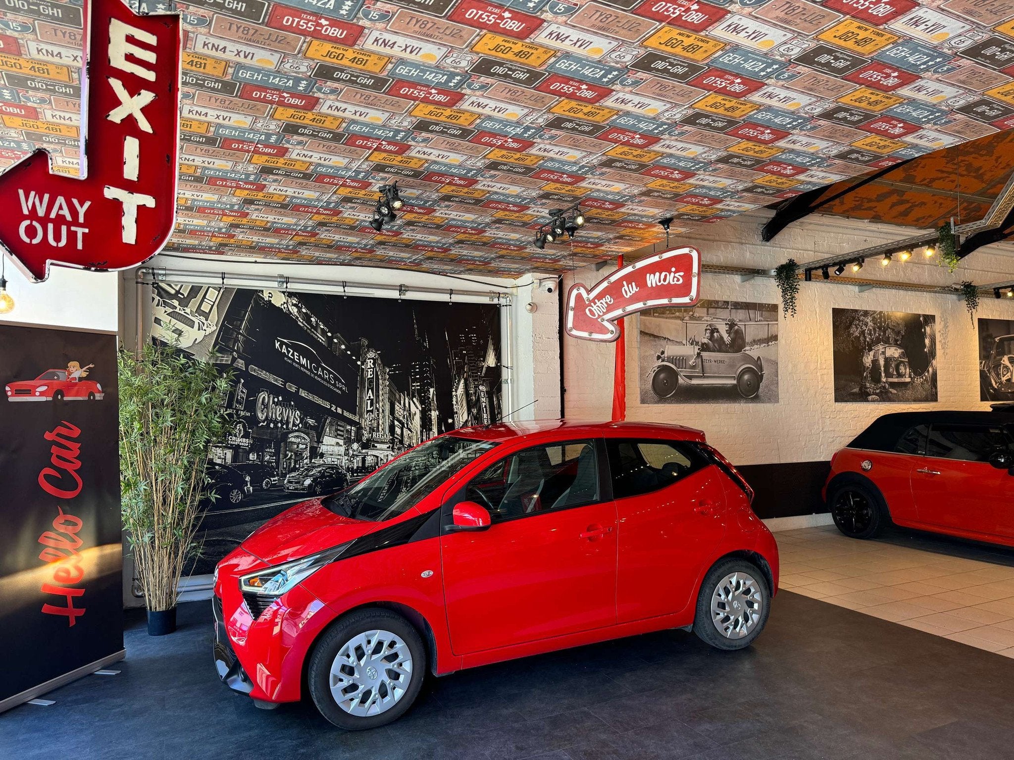 Toyota Aygo 1.0i * BOITE AUTO * CAMERA * CARPLAY * GARANTIE, Auto's, Automaat, 4 zetels, Stof, Gebruikt