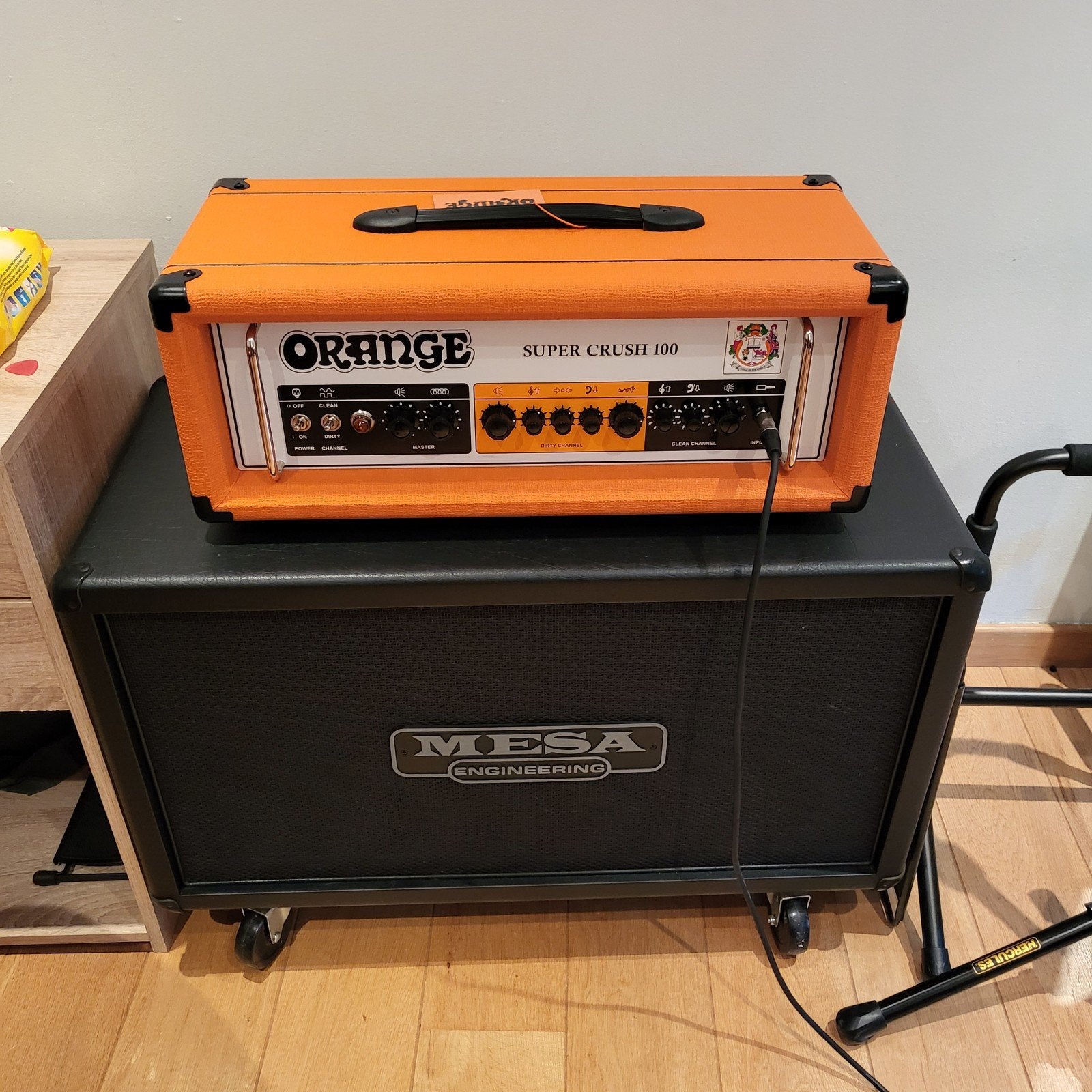 Super Crush 100 oranje versterker + Cab Mesa Boogie gelijkri, Ophalen, Zo goed als nieuw, Gitaar, 50 tot 100 watt