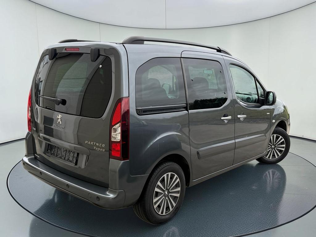 Peugeot Partner style, 2018, Navi, Airco, Parksens + 12M Gar, Auto's, Voorwielaandrijving, Gebruikt, https://public.car-pass.be/vhr/0a70d7f7-6e84-4cb2-8e4c-6e8ed0fb636b