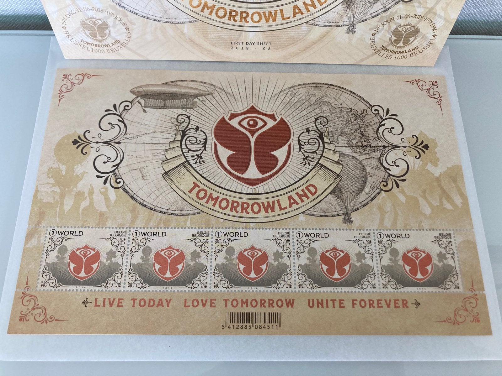Tomorrowland postzegels limited edition, Ophalen of Verzenden, Niet gestempeld, Muziek