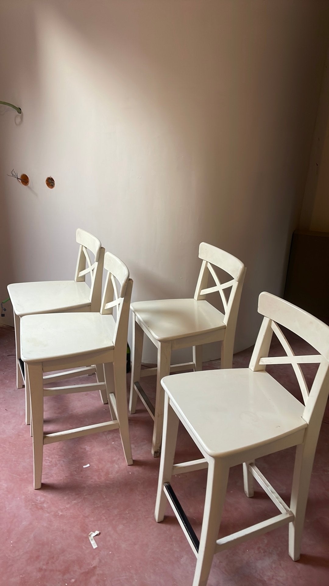 IKEA Ingolf hoge stoel / barkruk - vier stuks, Ophalen, Gebruikt, Met voetsteun, 60 tot 90 cm