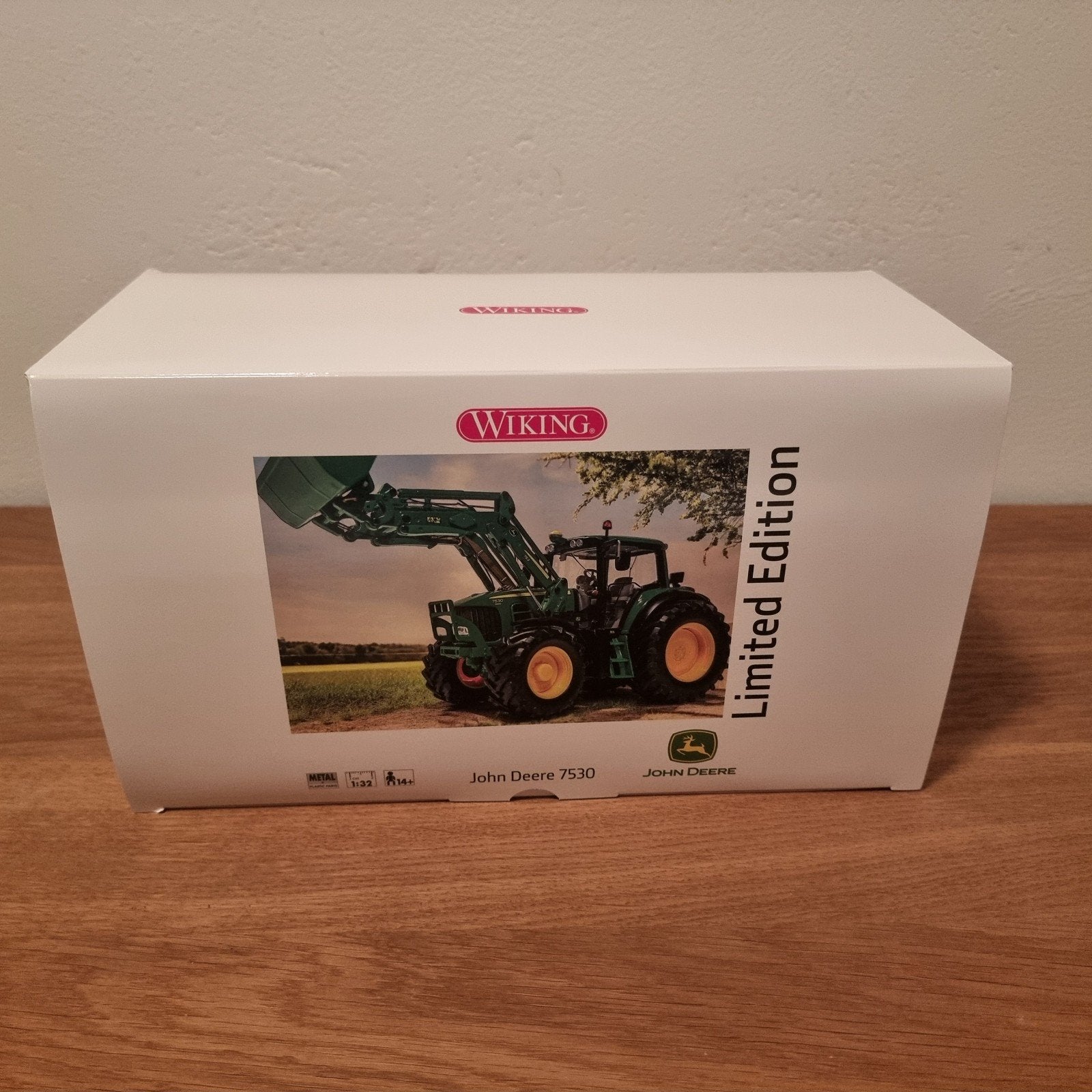 John Deere 7530 avec chargeur frontal - Wiking, Enlèvement ou Envoi, Neuf, Tracteur et Agriculture, Autres marques