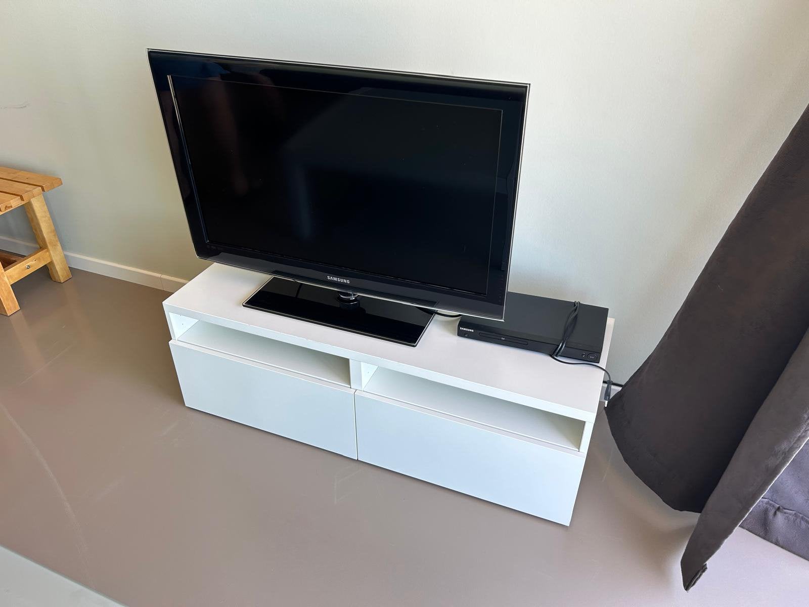 Tv kast ikea, Huis en Inrichting, Ophalen, Zo goed als nieuw