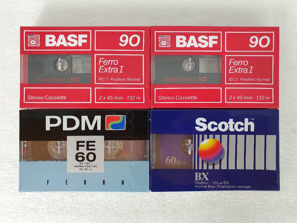 Lot van 4 cassettes BASF - PDM - Scotch (nieuw), Cd's en Dvd's, Cassettebandjes, Ophalen of Verzenden, Nieuw in verpakking, 2 t/m 25 bandjes