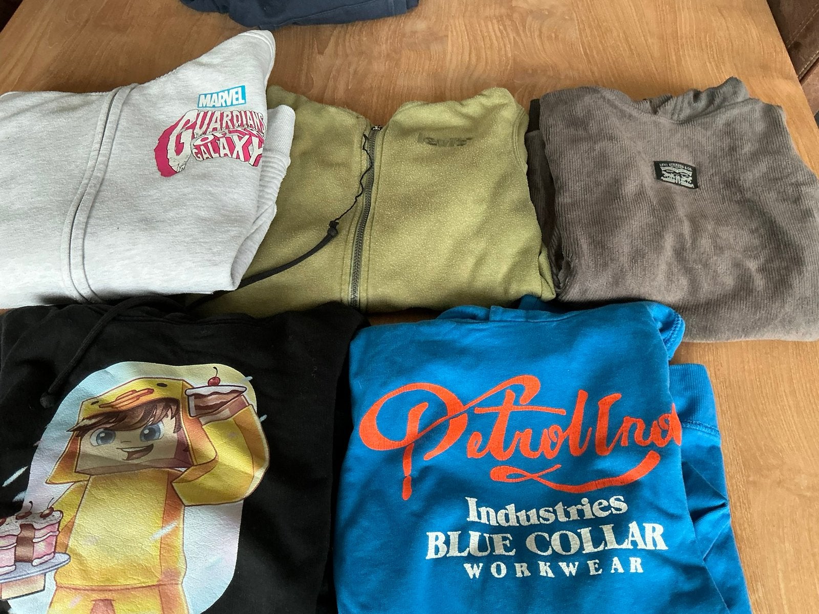 Kinder sweaters  152, Kinderen en Baby's, Ophalen, Gebruikt, Jongen, Overig
