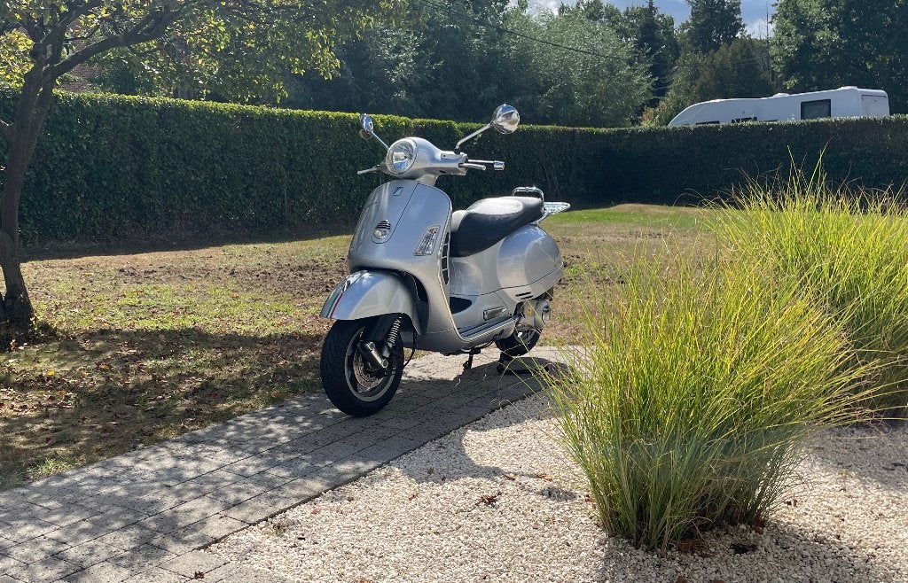 VESPA GTS 250 IE.ABS, Motos, ABS, Scooter, Occasion, Particulier