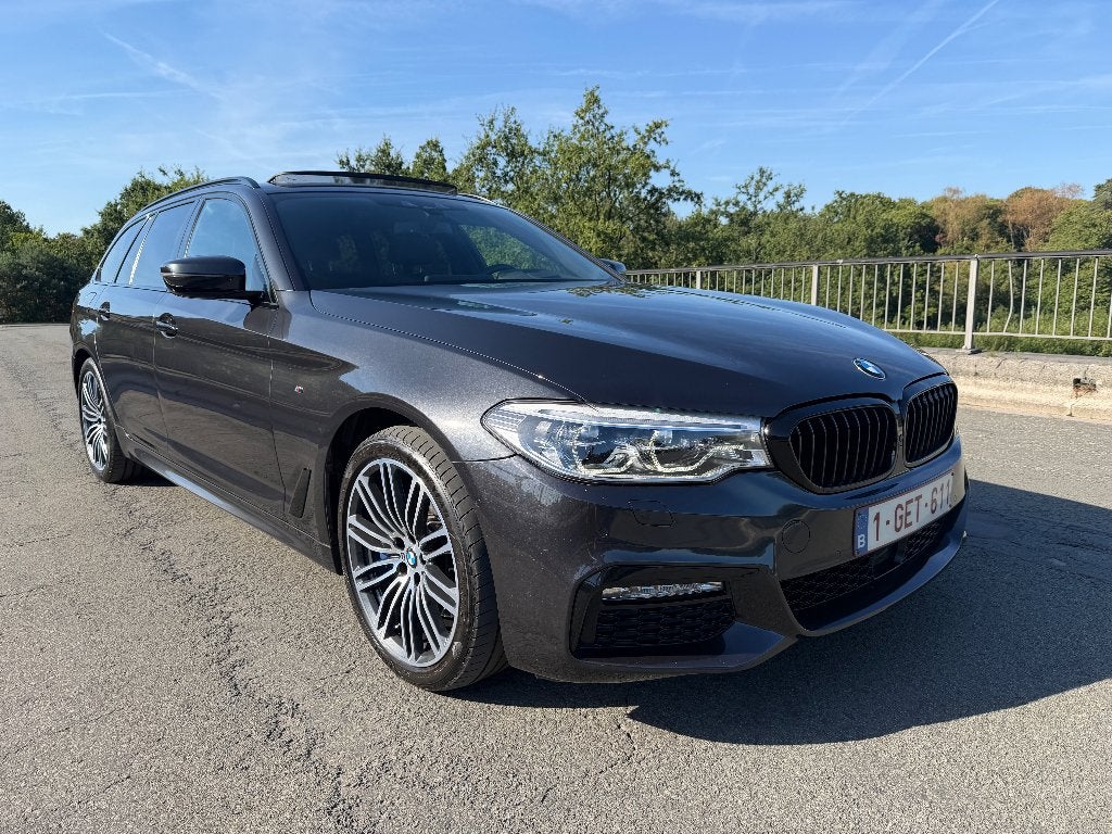 BMW 530d xdrive touring M Sport Pano/ACC/HUD, Auto's, Dealer onderhouden, Verwarmde buitenspiegels, 195 kW, Leder