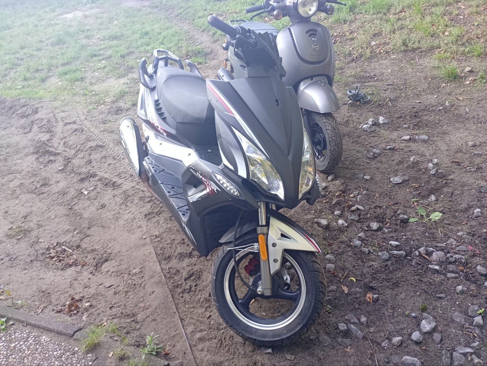 tgi scooter, Fietsen en Brommers, Ophalen