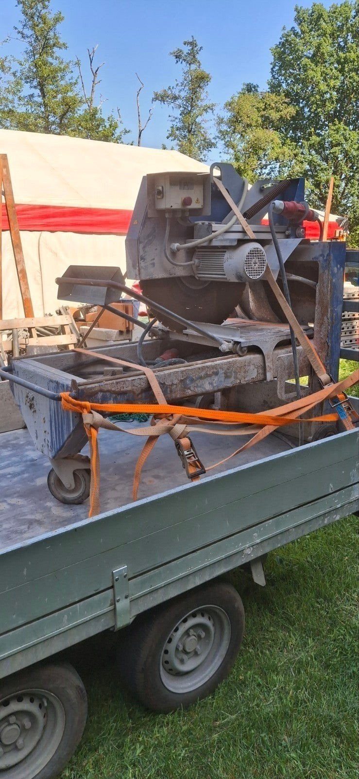 Steenzaag lissmac 380v, Ophalen