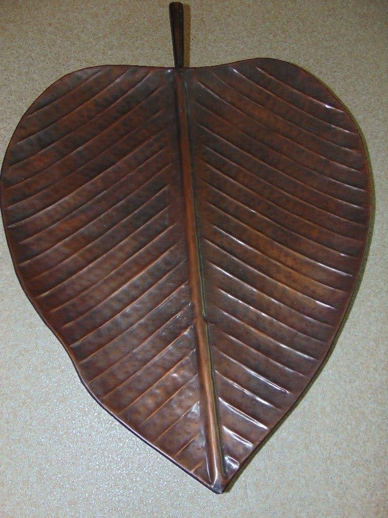 Schaal 'boomblad' 68 cm, Huis en Inrichting, Gebruikt, Schaal, Ophalen of Verzenden, Metaal