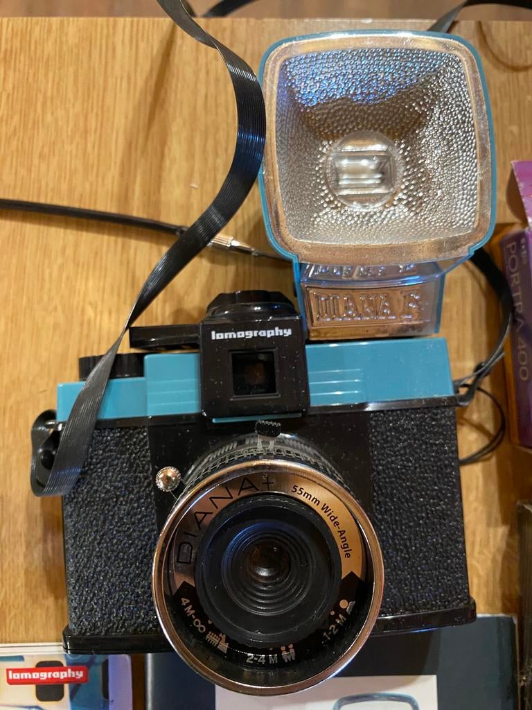 Diana F lomografie analoge camera met veel toebehoren, Audio, Tv en Foto, Fotocamera's Analoog, Ophalen, Zo goed als nieuw