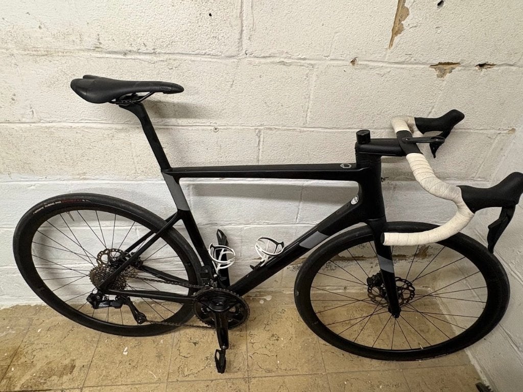 Cannondale SuperSix EVO Carbon Disc 105 Di2 maat 56, Fietsen en Brommers, 28 inch, Carbon, Heren, Zo goed als nieuw