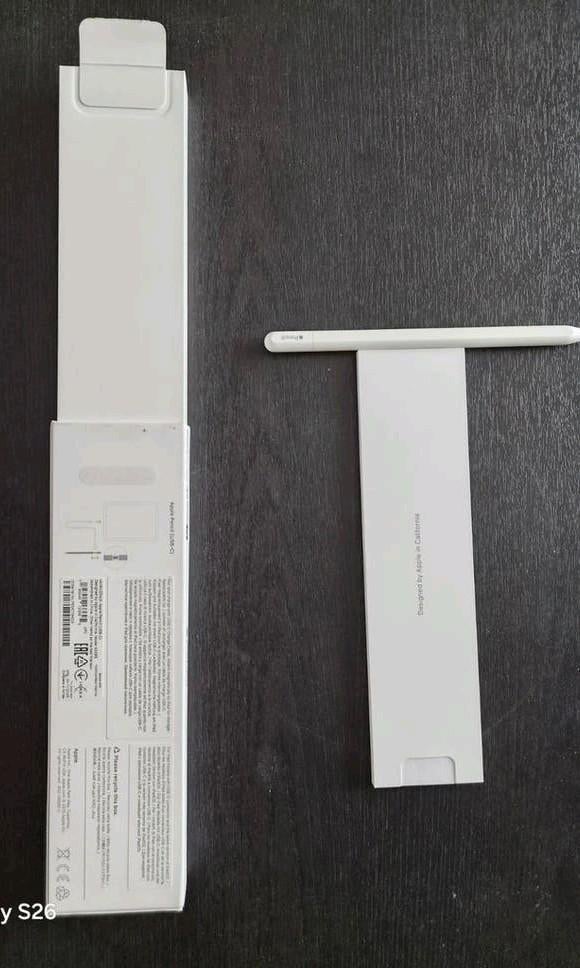 4 maand oud Apple pencil voor iPad A16 2025 nog 20 m garant, Informatique & Logiciels, Apple iPad Tablettes, Apple iPad, Comme neuf