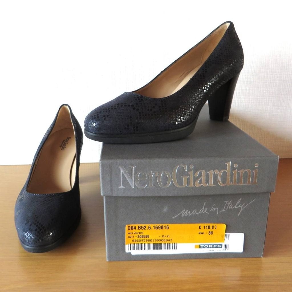 Nero Giardini pumps blauw, maat 35, Pumps, Blauw, Nieuw, Ophalen of Verzenden