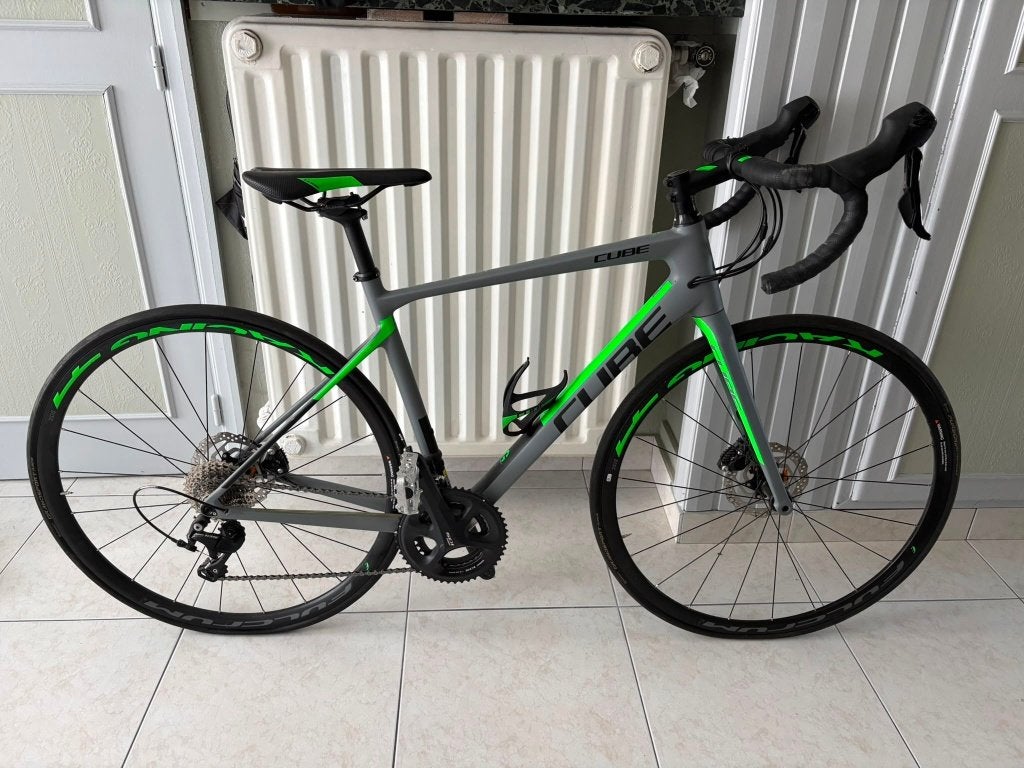 VÉLO ROUTE CARBONE - CUBE ATTAIN GTC PRO ( NEUF) TAILLE 53, Fietsen en Brommers, 28 inch, Carbon, Zo goed als nieuw, Meer dan 20 versnellingen