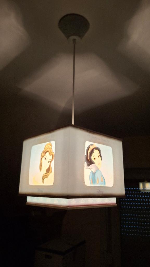 Disney kroonluchter + poster, Huis en Inrichting, Lampen | Kroonluchters, Ophalen, Gebruikt, Overige materialen, Disney