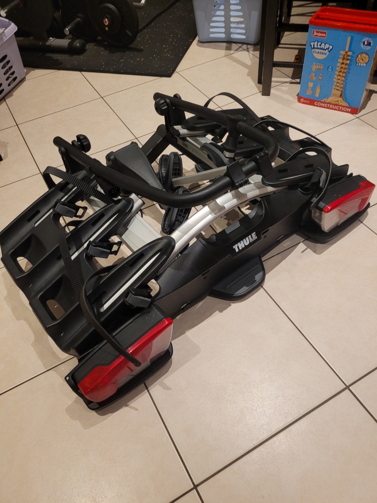 Thule Velocompact/Coach 926 - 3 fietsen + 4e fietsadapter, Auto diversen, Fietsendragers, Zo goed als nieuw, Trekhaakdrager, 3 fietsen of meer