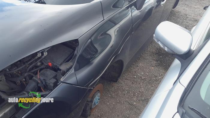 Aile avant gauche d'un Renault Grand Scenic (TEGNE), -, Renault, -, 3 mois de garantie