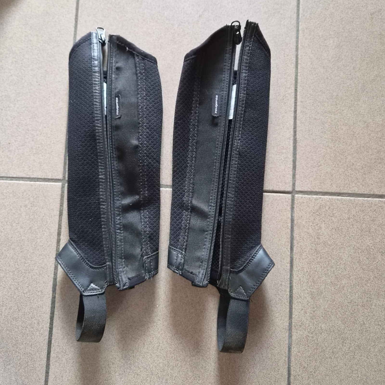 chaps 8y, Animaux & Accessoires, Chevaux & Poneys | Guêtres en cloche, Guêtres, Fouganza, Autres tailles, Équitation
