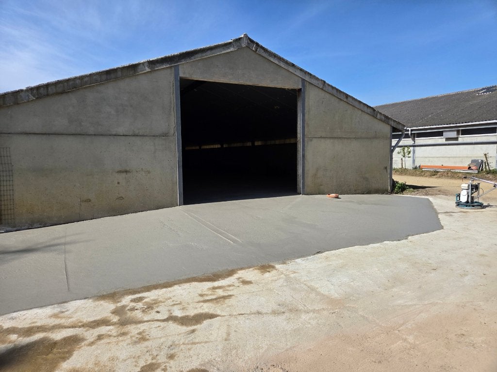 hangaar, 600 m², Huur, Opslag of Loods