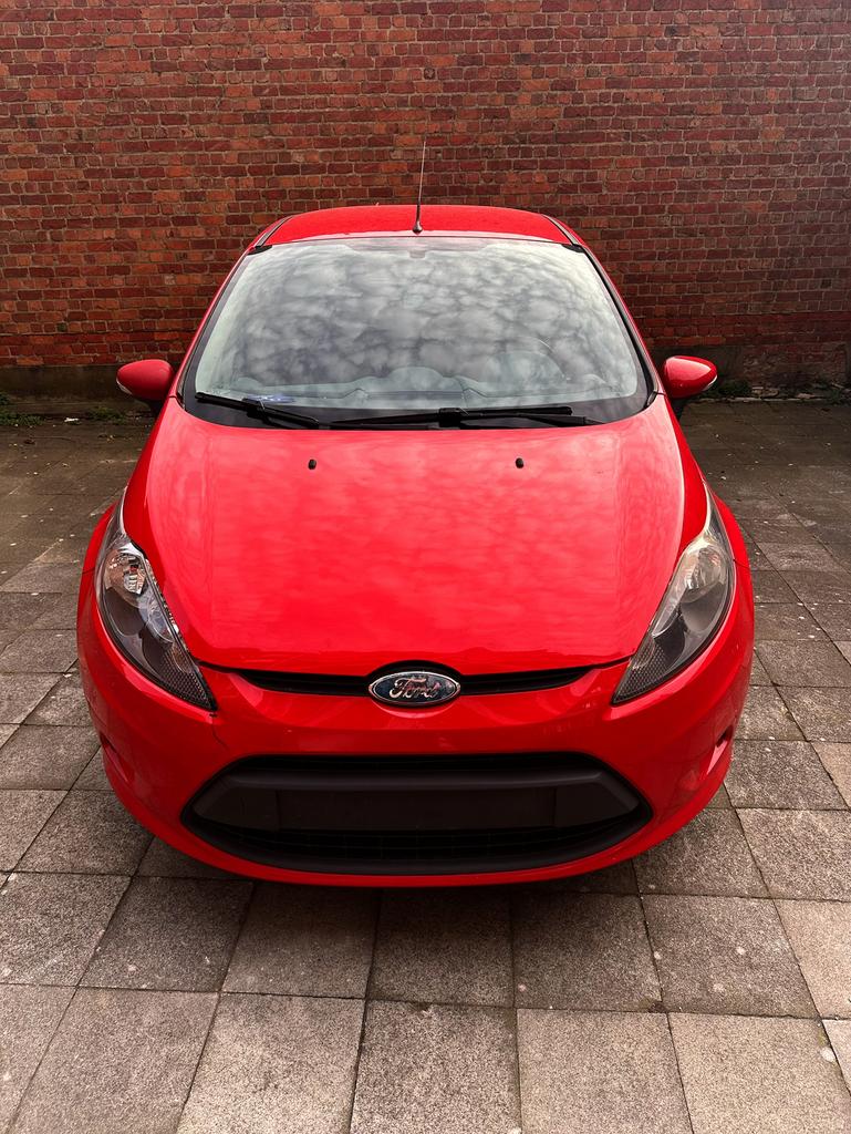 Ford Fiesta 1.25 / Essence / 172000km, Autos, Rouge, Euro 5, Achat, Boîte manuelle