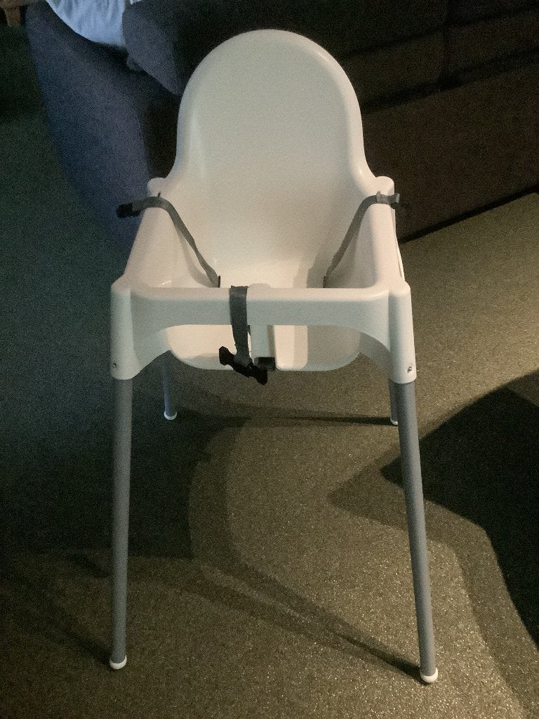 Kinderstoeltje met tafeltje en wc potje en wc brilletje, Kinderen en Baby's, Kinderstoelen, Ophalen, Nieuw, Overige typen, Afneembaar eetblad