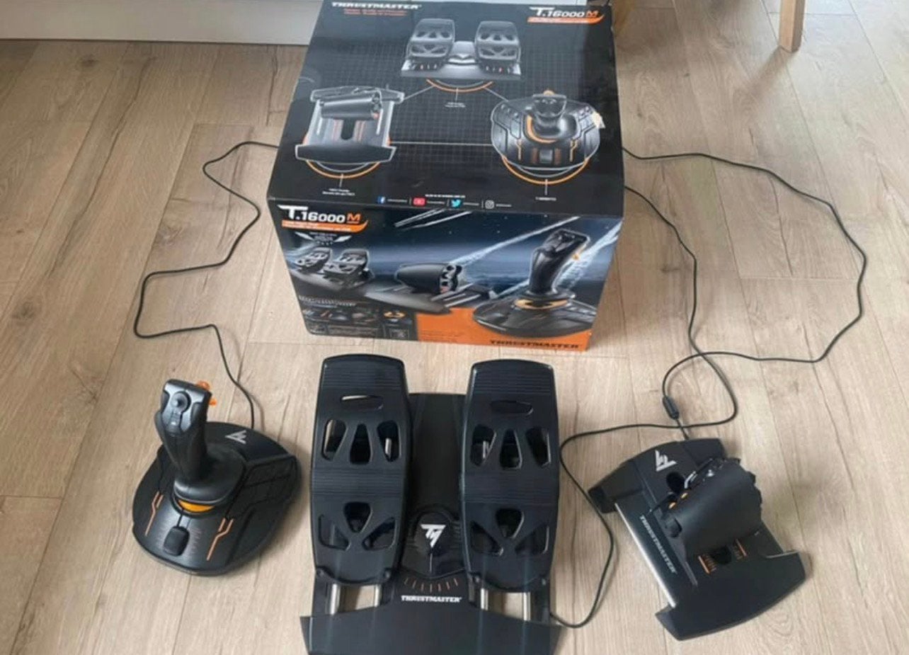 Thristmaster t16000m flightsim, Ophalen of Verzenden, Zo goed als nieuw