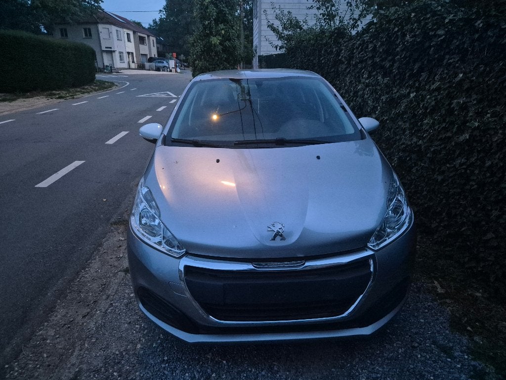 Peugeot 208 1.2 essence 2019 euro 6d, Argent ou Gris, Achat, Alarme, Euro 6